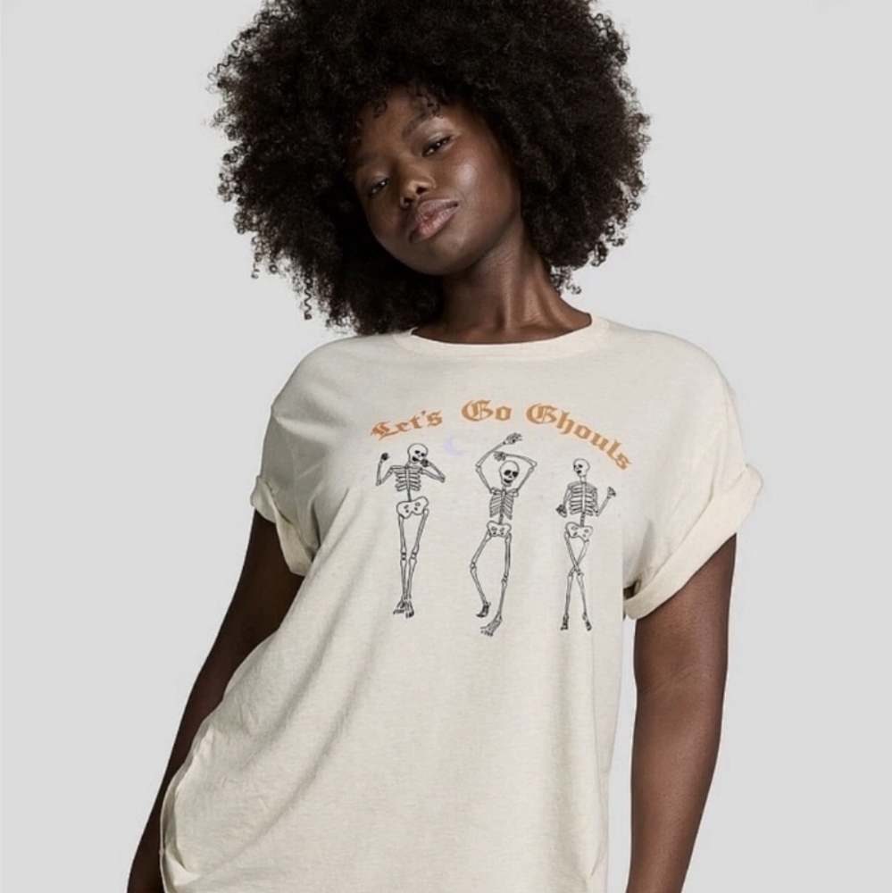 VS PINK  Halloween Campus Tee